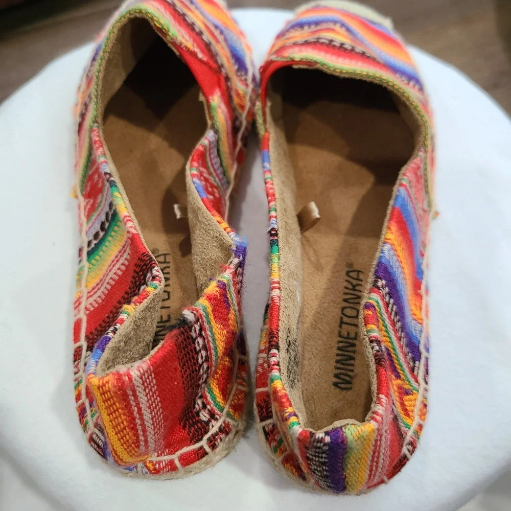 Minnetonka embrace vibrant